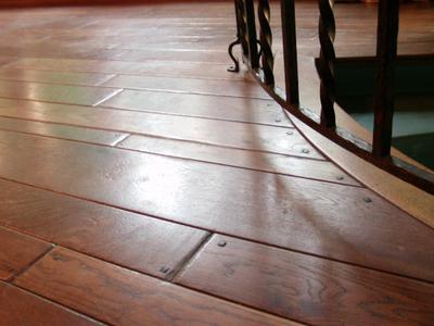 Dark Wood Floor Wax Returns Color, Minus the Dirt